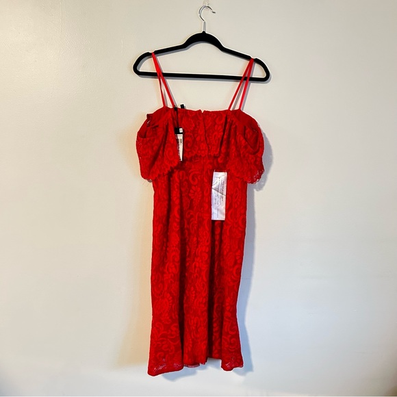 BCBGMAXAZRIA NWT Burt red off the shoulder lace dress; Little Red Dress Size 10 - Picture 6 of 10